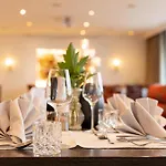 Wellness & Ayurveda Am Eichenberg 4*