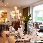 Wellness & Ayurveda Am Eichenberg 호텔 4*