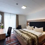 Wellness & Ayurveda Am Eichenberg מלון 4*