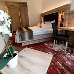 Wellness & Ayurveda Am Eichenberg 4*