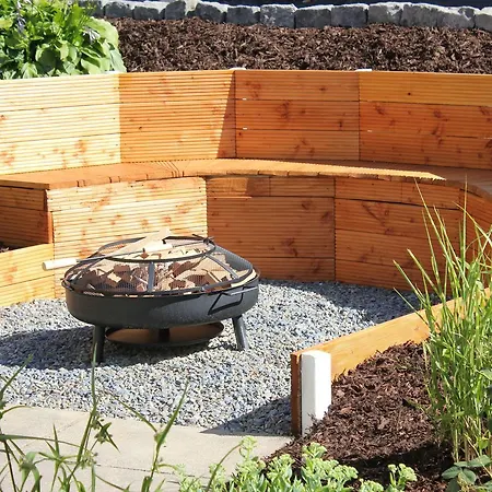 Hotell Wellness & Ayurveda Am Eichenberg 4*